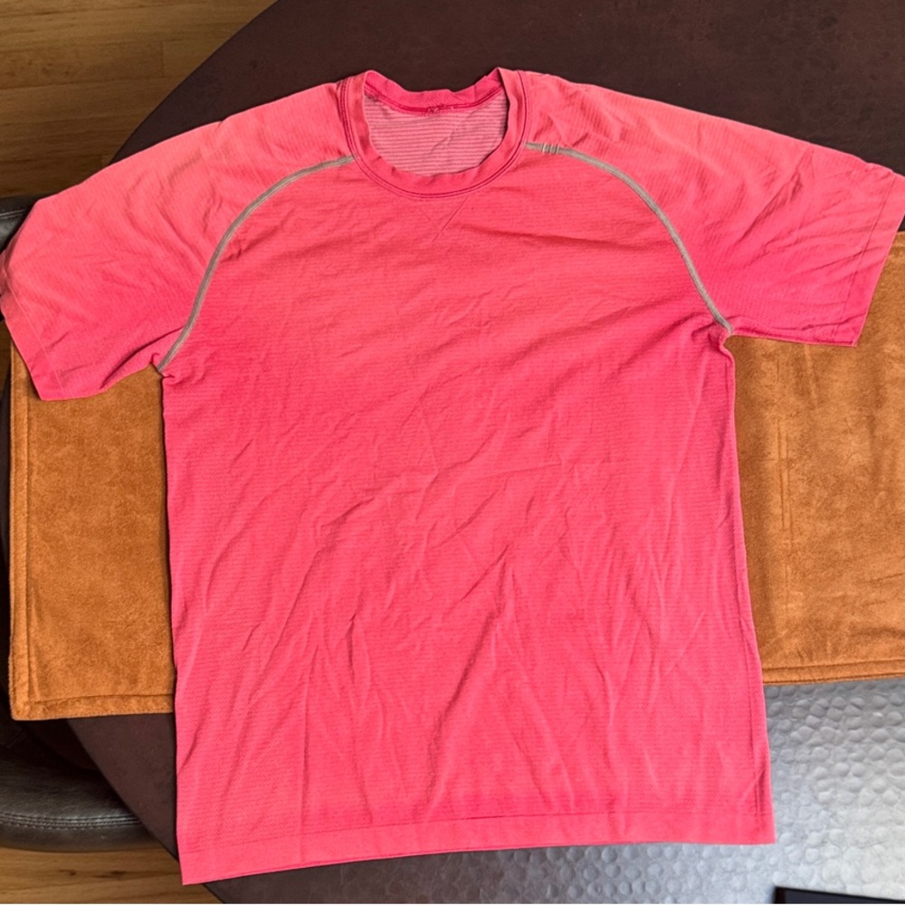 lululemon athletica Bright Pink Short Sleeve Tee metal vent